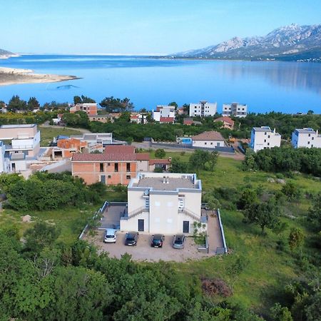 Apartments Bonaca Rovanjska Eksteriør bilde